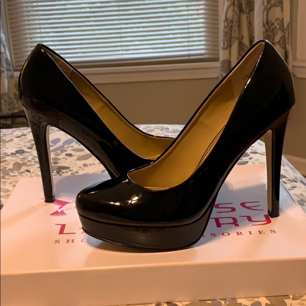 Chinese Laundry Wonder Pumps - Black